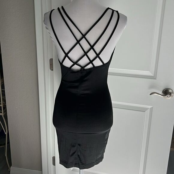 Tower Body-con Slip Style Crisscross Back Vintage Hollywood - Picture 2 of 8